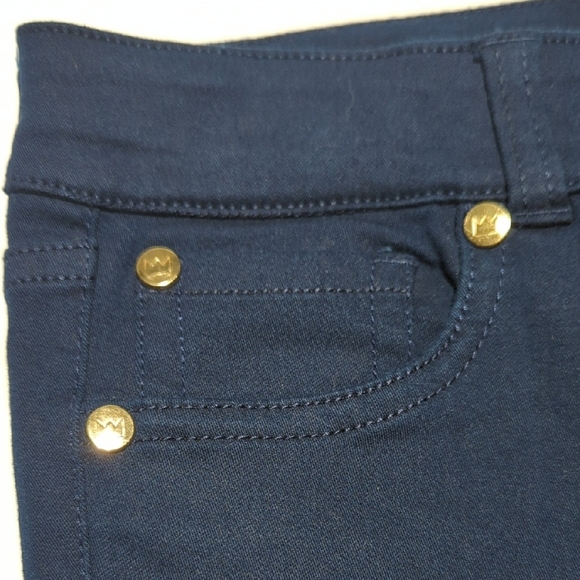 Crown & Ivy Deep Blue Pants Size 6 Kids , New With Tags!! Amazing Quality!!! - Picture 3 of 12